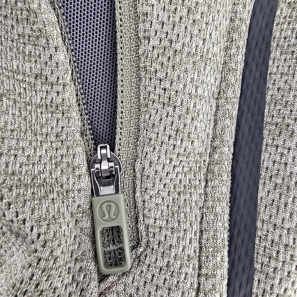 Lululemon Men's License To Train Shorts Size L Heathered Dark Olive, Lined 7" - Picture 4 of 11